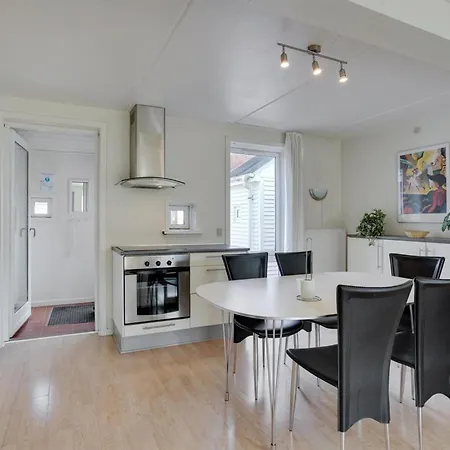 Eick - 2-5km From The Sea By Interhome Leilighet *